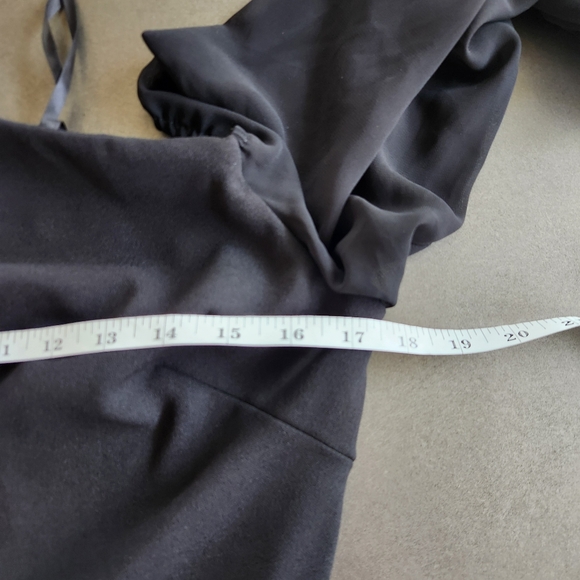 Betsy & Adam Black Donna Long Off the Shoulder Illusion Sleeve Dress Size 10 NWT - Picture 12 of 16